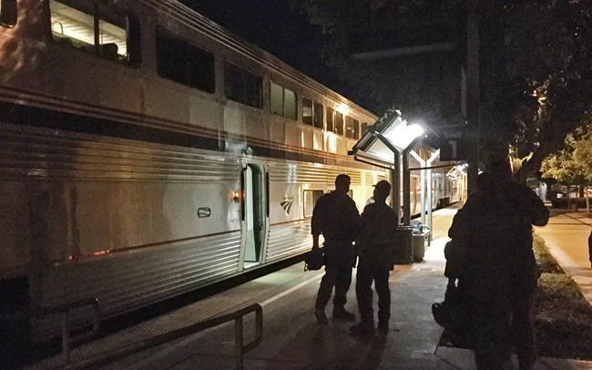 Man in custody after armed standoff aboard Amtrak train | iNFOnews.ca Man in custody after armed standoff aboard Amtrak train | iNFOnews.ca