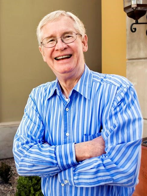 Veteran, versatile ex-AP photographer 'Red' McLendon dies | iNFOnews.ca Veteran, versatile ex-AP photographer 'Red' McLendon dies | iNFOnews.ca