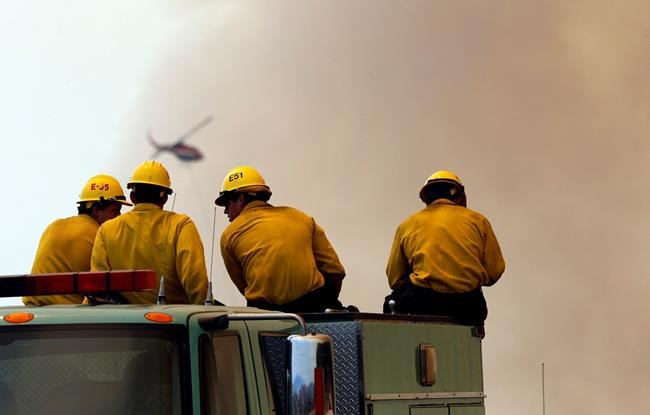 Crews make progress against home-threatening Western fires | iNFOnews.ca