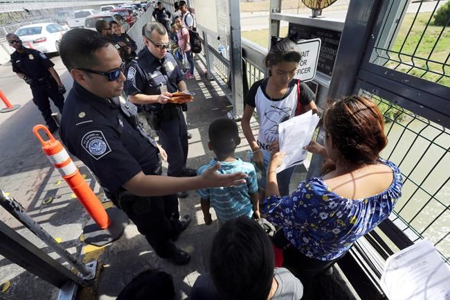 Judge reinstates nationwide halt on Trump asylum policy plan | iNFOnews.ca CP211604867