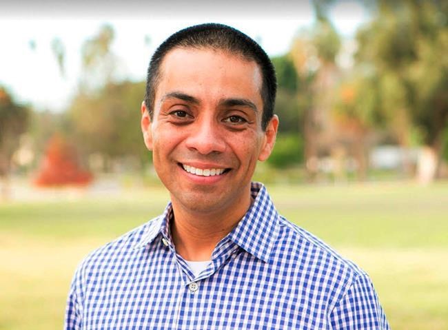 Ex-LA school board chief pleads guilty in corruption case | iNFOnews.ca