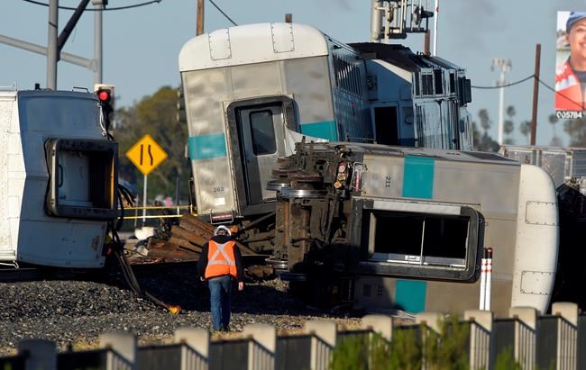 Truck driver fatigue cited in California train crash | iNFOnews.ca