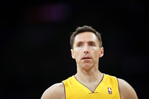 Lakers' Steve Nash ruled out for the season with back injury; two-time MVP's career uncertain | iNFOnews.ca CP30407522