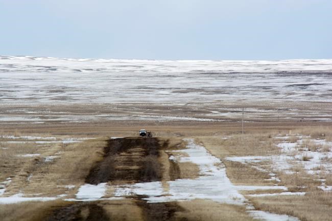 Work starts in Montana on disputed Canada-US oil pipeline | iNFOnews.ca