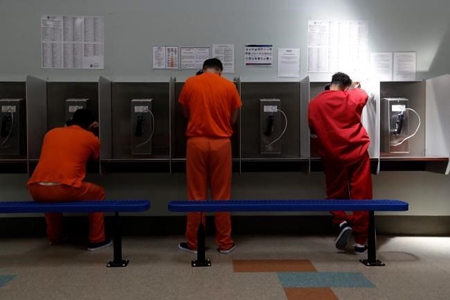 US awards immigration detention contracts in California | iNFOnews.ca US awards immigration detention contracts in California | iNFOnews.ca