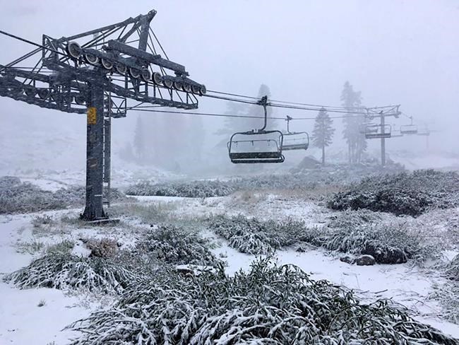 The Latest: Snow falling on I-80 on top of Sierra Nevada | iNFOnews.ca