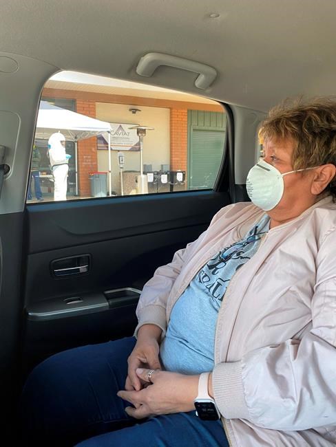 Navajo woman who survived COVID-19 finds joy in simple steps | iNFOnews.ca