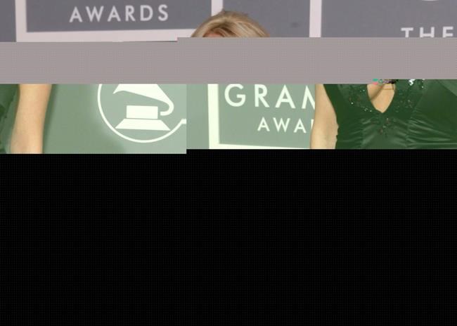 Porn star sues Trump over nondisclosure agreement | iNFOnews.ca