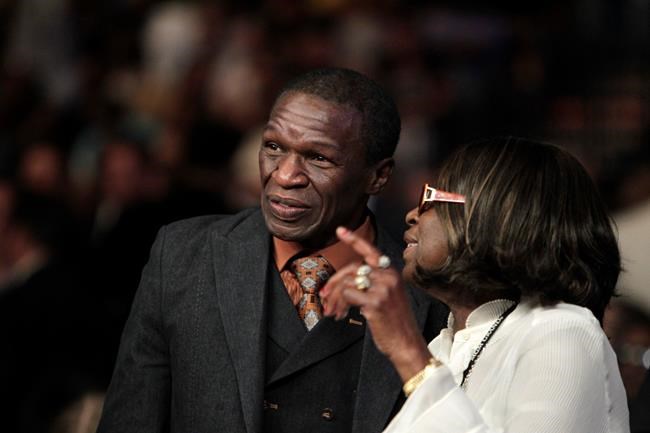 Floyd Mayweather Sr. found not guilty in Vegas battery case | iNFOnews.ca Floyd Mayweather Sr. found not guilty in Vegas battery case | iNFOnews.ca