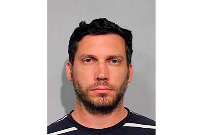Tourist charged in fatal Hawaii vacation rental fight | iNFOnews.ca Tourist charged in fatal Hawaii vacation rental fight | iNFOnews.ca