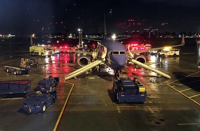 Passengers describe fear during California plane evacuation | iNFOnews.ca