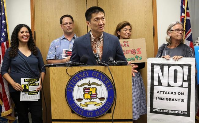 The Latest: Judge hands Trump latest defeat on travel ban | iNFOnews.ca CP90210092
