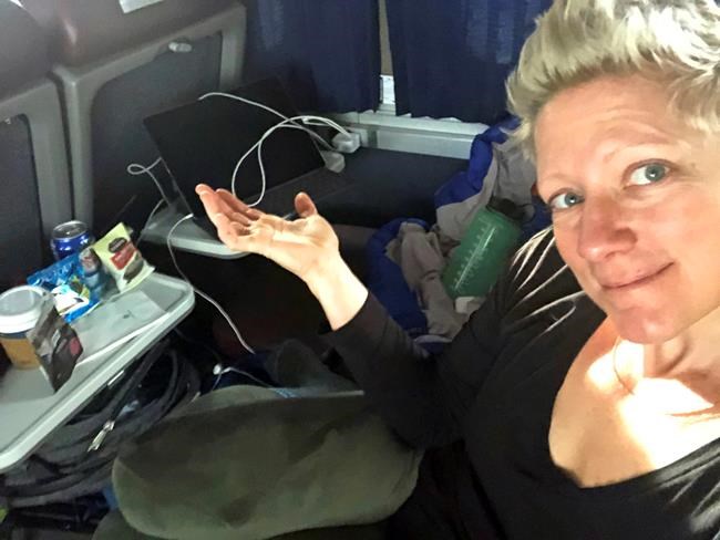 Passengers band together on train stuck in Oregon mountains | iNFOnews.ca Passengers band together on train stuck in Oregon mountains | iNFOnews.ca