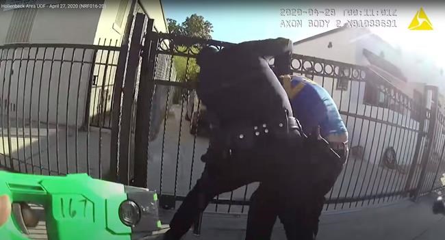 Los Angeles officer charged with pummeling unarmed man | iNFOnews.ca