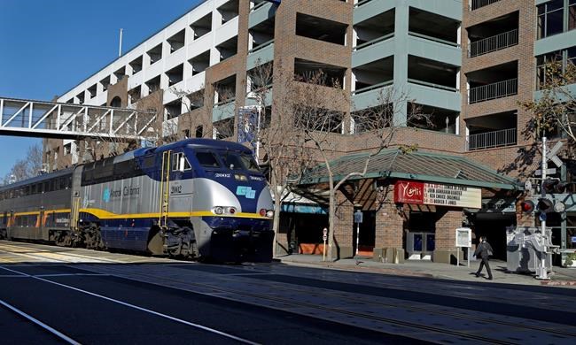Tower of Power band members recovering after train accident | iNFOnews.ca CP1147576849