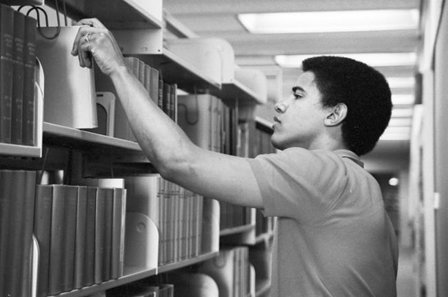Obama alma mater offers scholarships in his honour | iNFOnews.ca