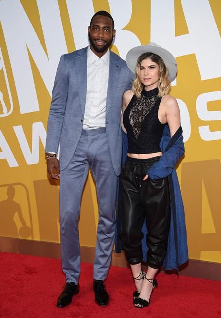 Ex-NBA player Rasual Butler, wife die in Los Angeles crash | iNFOnews.ca Ex-NBA player Rasual Butler, wife die in Los Angeles crash | iNFOnews.ca