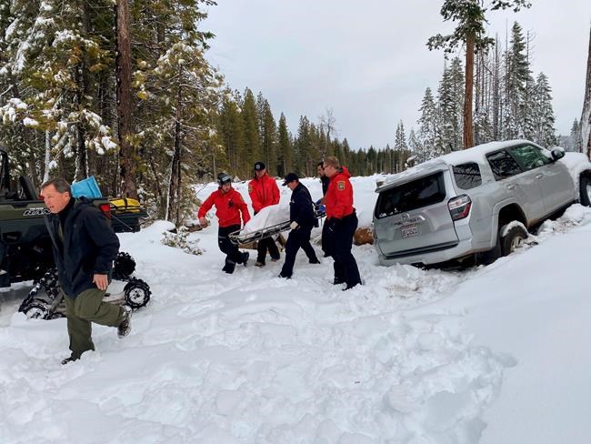 Family: Woman used floor mats to stay warm in snowbound SUV | iNFOnews.ca