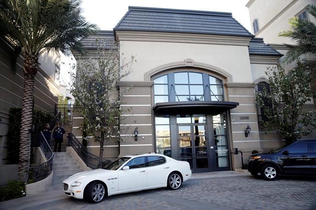 The Latest: Alleged birth tourism operators enter pleas | iNFOnews.ca