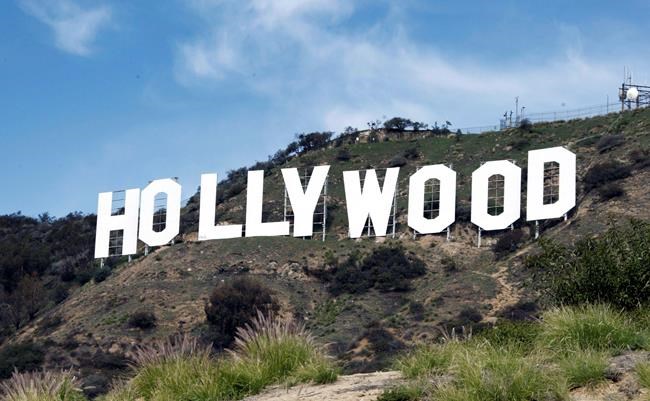 Study suggests building second Hollywood sign to ease crowds | iNFOnews.ca