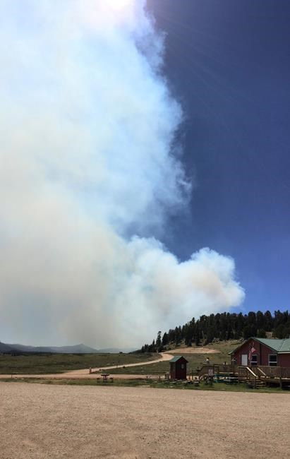 The Latest: Federal funds to help fight fire in New Mexico | iNFOnews.ca The Latest: Federal funds to help fight fire in New Mexico | iNFOnews.ca