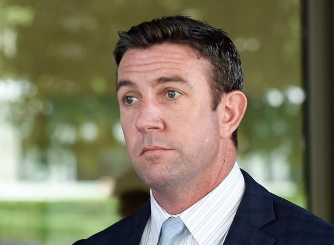 Issa moves toward challenging indicted US Rep Duncan Hunter | iNFOnews.ca Issa moves toward challenging indicted US Rep Duncan Hunter | iNFOnews.ca