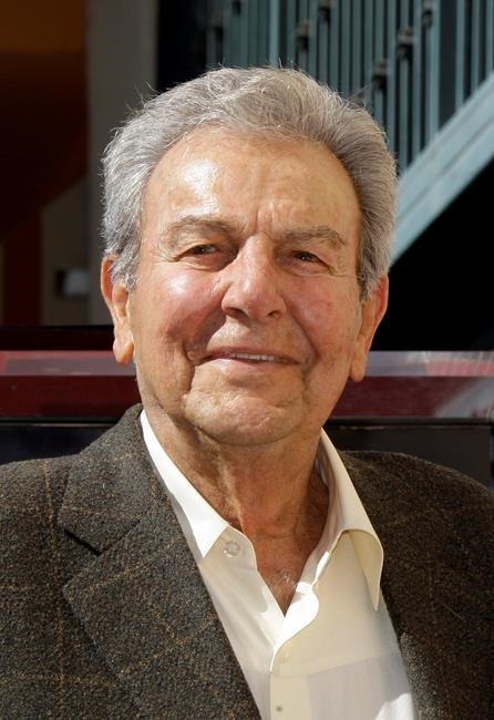 'Mannix' star Mike Connors dies at 91 | iNFOnews.ca