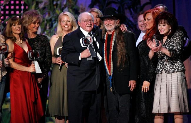 'Hee Haw' co-creator and producer Sam Lovullo dies at age 88 | iNFOnews.ca 'Hee Haw' co-creator and producer Sam Lovullo dies at age 88 | iNFOnews.ca