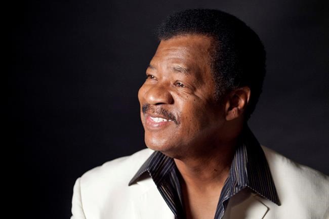 Jerry Lawson, leader of a cappella Persuasions, dies at 75 | iNFOnews.ca