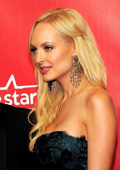 Playmate's suit bares details about affair with GOP donor | iNFOnews.ca