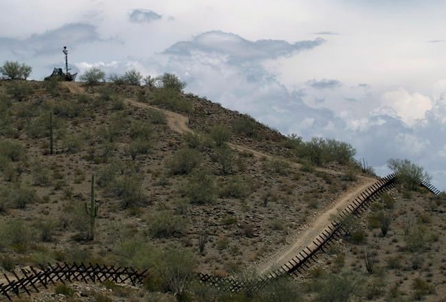 California governor hedges on sending troops to border | iNFOnews.ca CP1688945529