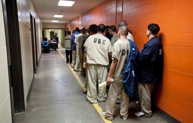 A look at how immigration authorities make arrests | iNFOnews.ca