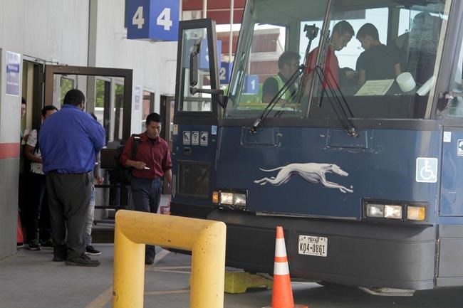 Greyhound to stop allowing immigration checks on buses | iNFOnews.ca
