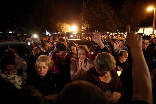 California country-western bar to reopen after mass shooting | iNFOnews.ca California country-western bar to reopen after mass shooting | iNFOnews.ca