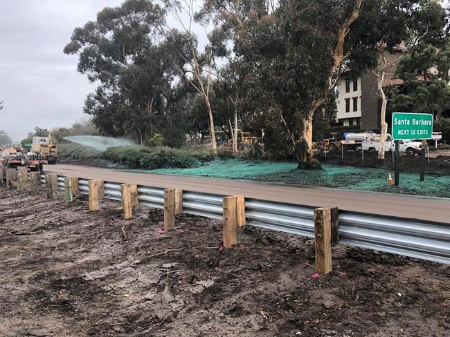 California highway swamped by deadly mudslides reopens | iNFOnews.ca