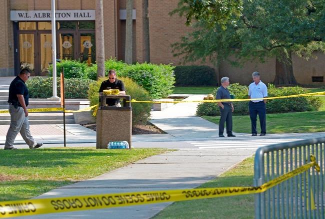4 plead not guilty in drinking death at Louisiana State | iNFOnews.ca 4 plead not guilty in drinking death at Louisiana State | iNFOnews.ca