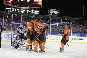 In Dodger Stadium's first hockey game, Anaheim Ducks beat Los Angeles Kings 3-0 on outdoor ice | iNFOnews.ca CP26964306
