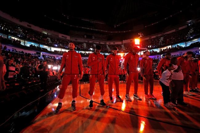 Plane crash kills 5, including LSU coach's daughter-in-law | iNFOnews.ca