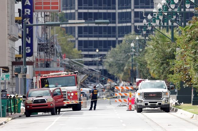 After delay, New Orleans to demolish cranes at hotel site | iNFOnews.ca
