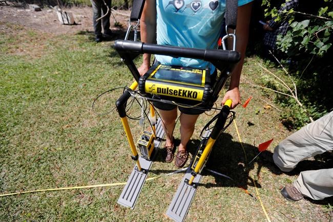 Ground-penetrating radar in hunt for dead in racial massacre | iNFOnews.ca Ground-penetrating radar in hunt for dead in racial massacre | iNFOnews.ca