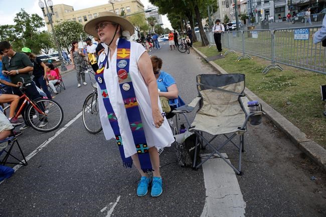 The Latest: Last Confederate monument removed in New Orleans | iNFOnews.ca The Latest: Last Confederate monument removed in New Orleans | iNFOnews.ca