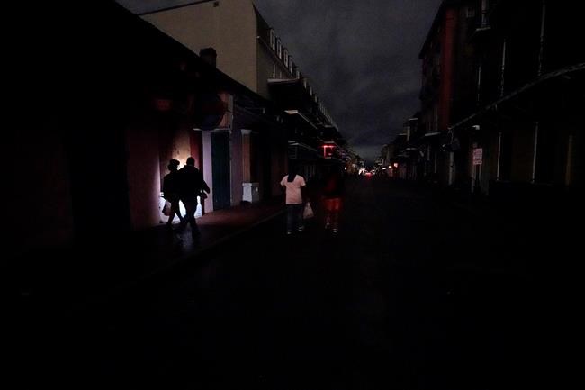 At least 1 dead as Hurricane Zeta hammers Gulf Coast | iNFOnews.ca At least 1 dead as Hurricane Zeta hammers Gulf Coast | iNFOnews.ca