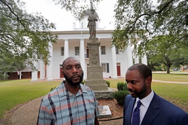Lawyer: Move trial from courthouse with Confederate monument | iNFOnews.ca