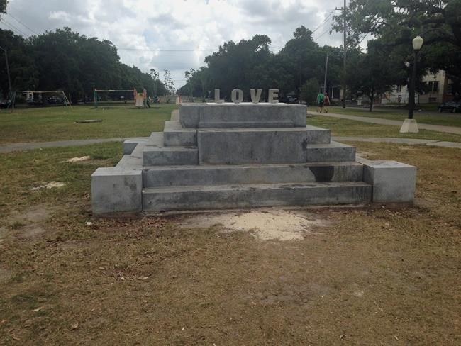 What will New Orleans do with the Confederate statues? | iNFOnews.ca What will New Orleans do with the Confederate statues? | iNFOnews.ca