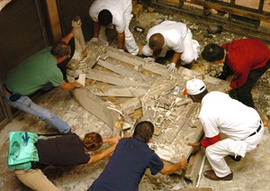 Fats Domino's flood-damaged Steinway grand piano is restored, going on display in New Orleans | iNFOnews.ca CP23155530