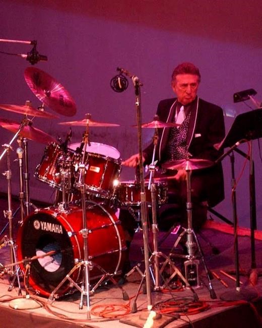 Longtime Elvis Presley drummer D.J. Fontana has died | iNFOnews.ca
