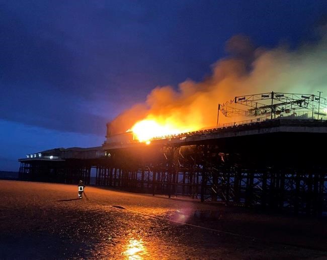 Blaze on pier at English resort destroys fairground ride | iNFOnews.ca Blaze on pier at English resort destroys fairground ride | iNFOnews.ca