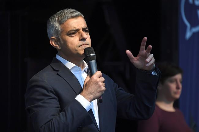 London mayor seeks answers over Taser use on rapper's father | iNFOnews.ca London mayor seeks answers over Taser use on rapper's father | iNFOnews.ca