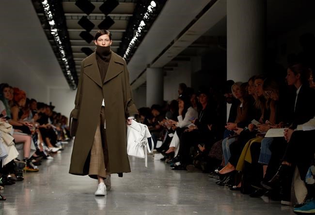 London Fashion Week opens amid Brexit uncertainties | iNFOnews.ca CP1791389065