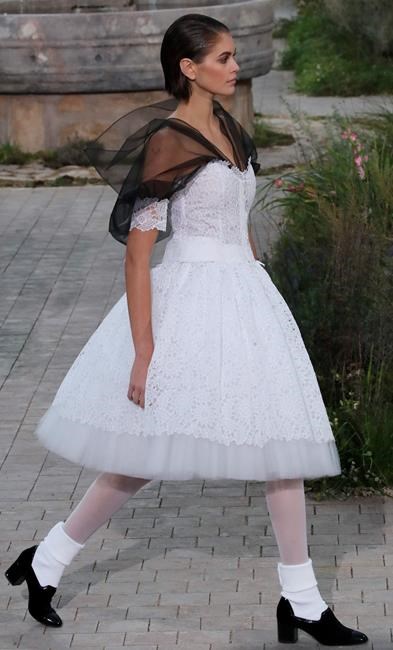 Chanel delves into founder's orphanage past in couture show | iNFOnews.ca